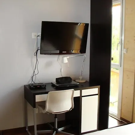 Maison Addama 3* Neyron